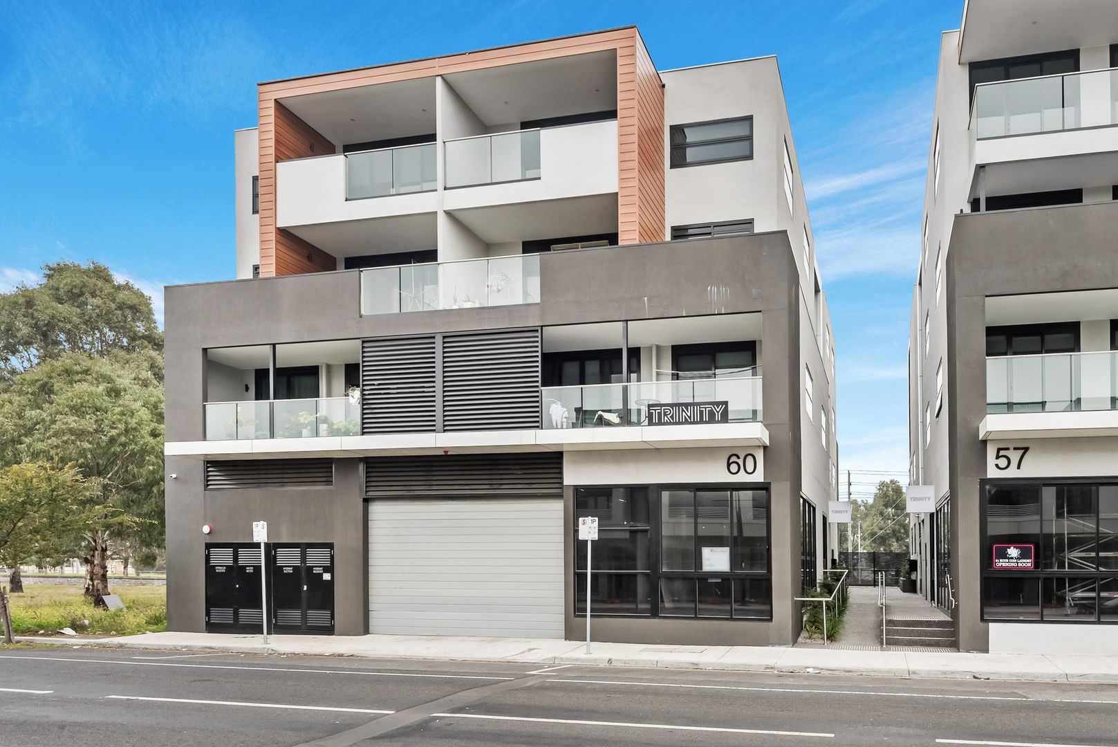 Luxury Reservoir Living - Fully Furnished