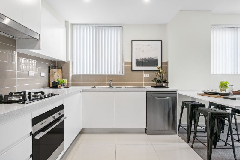 Real Estate For Sale 2/10 Merriville Road Kellyville Ridge , NSW