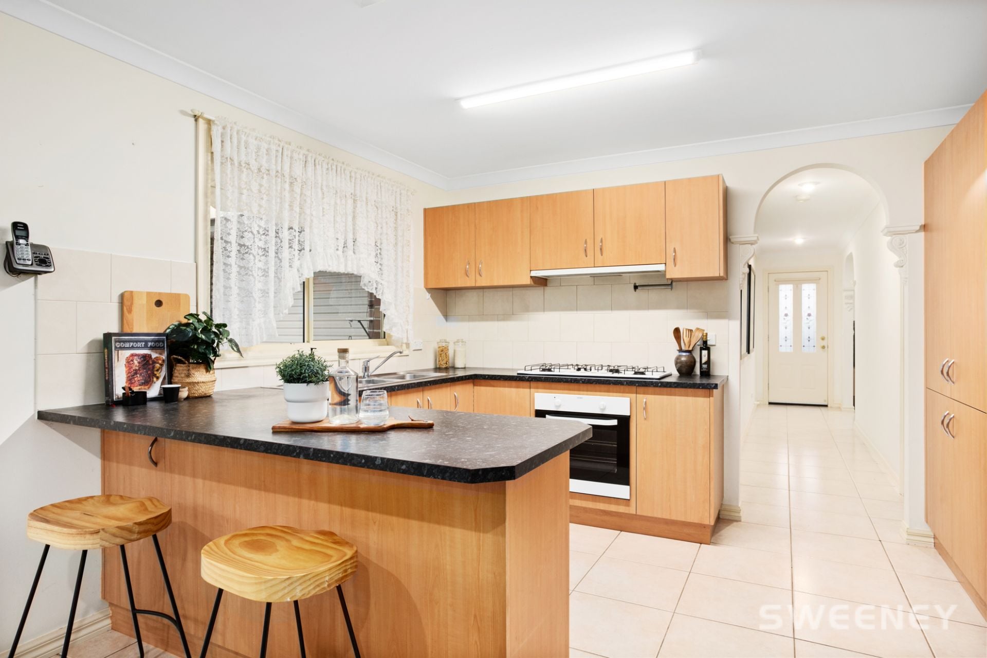 1 Holzgrefe Court, Altona Meadows - Thumbnail 5