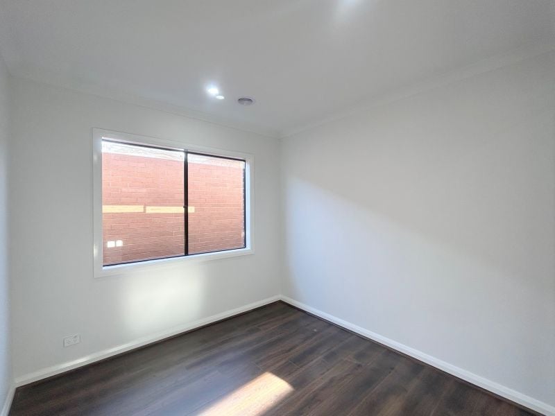14 Madura Promenade, Mickleham