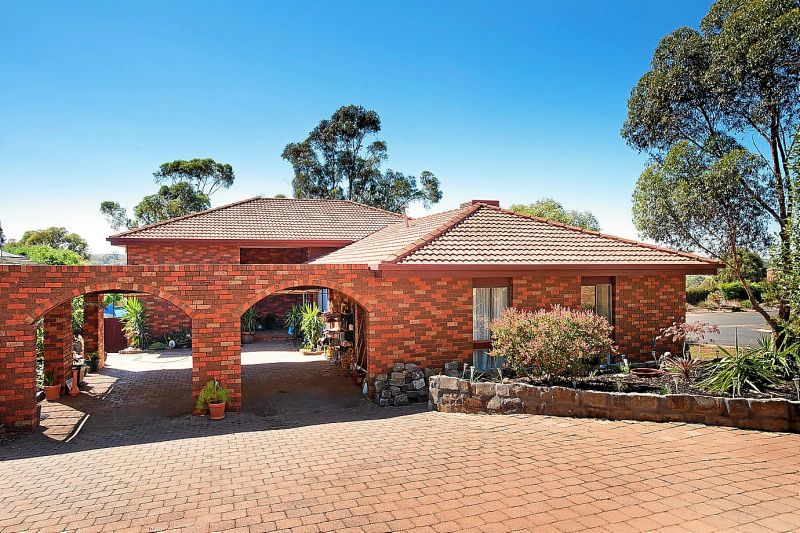 20 Links Road, Bacchus Marsh - Thumbnail 2