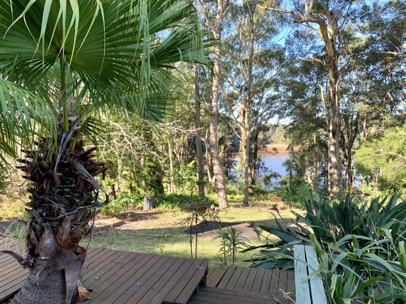 Real Estate For Lease 42 Lakeshore Drive North Avoca , NSW