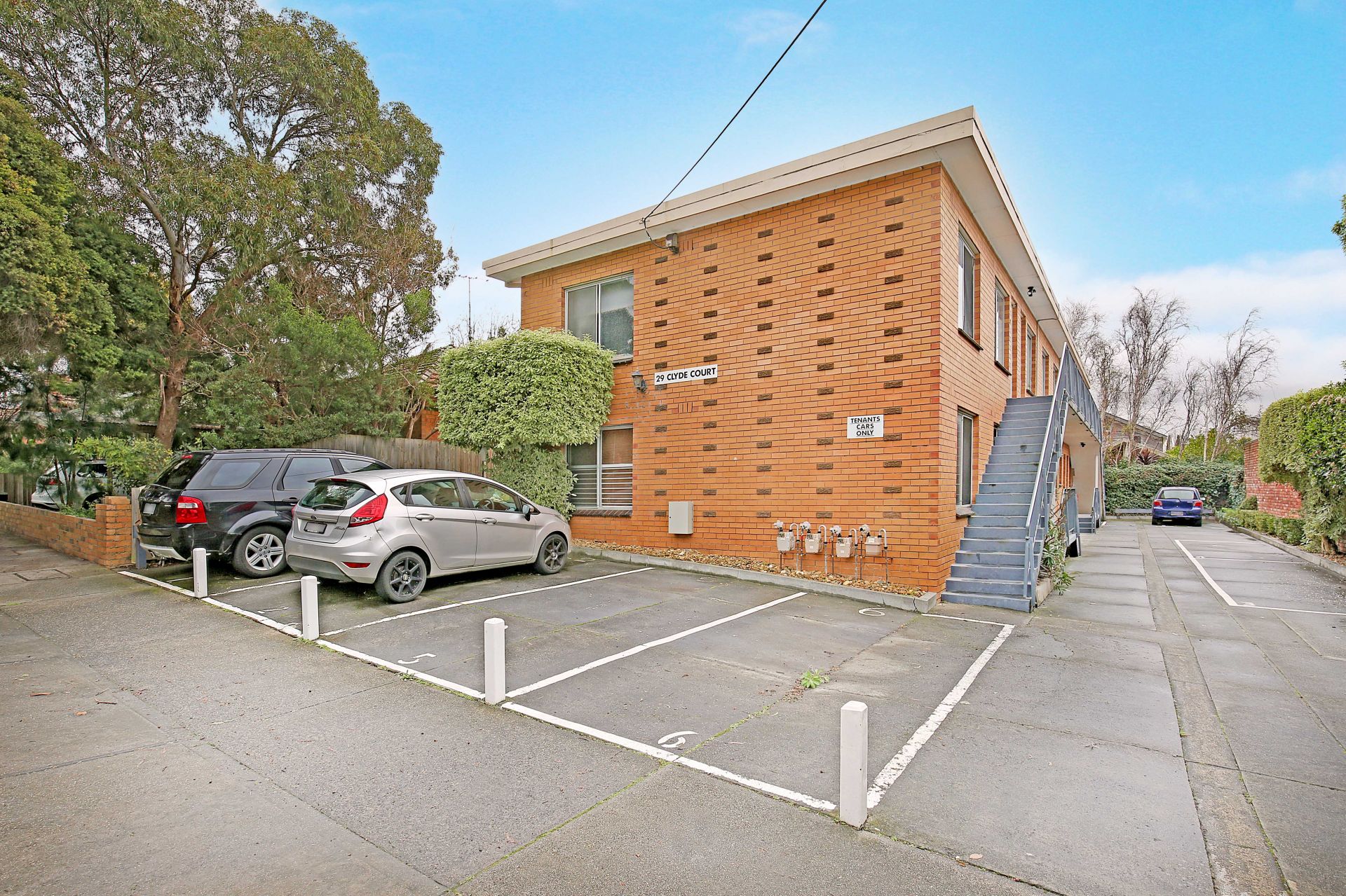 Cute Thornbury One Bed Unit!