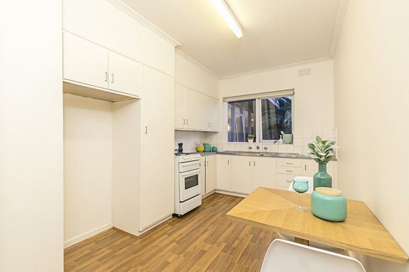 5/3 Halstead Street, Caulfield North - Thumbnail 6