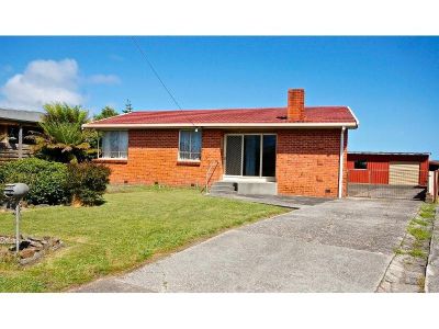 4 Kalinda Place, EAST DEVONPORT, East Devonport - Thumbnail 2