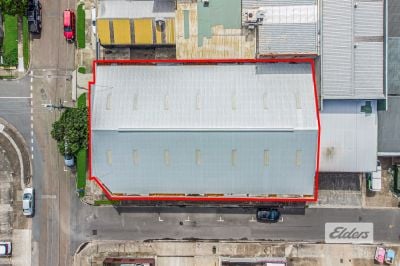 WAREHOUSE FOR SALE IN OLYMPIC CENTRAL!