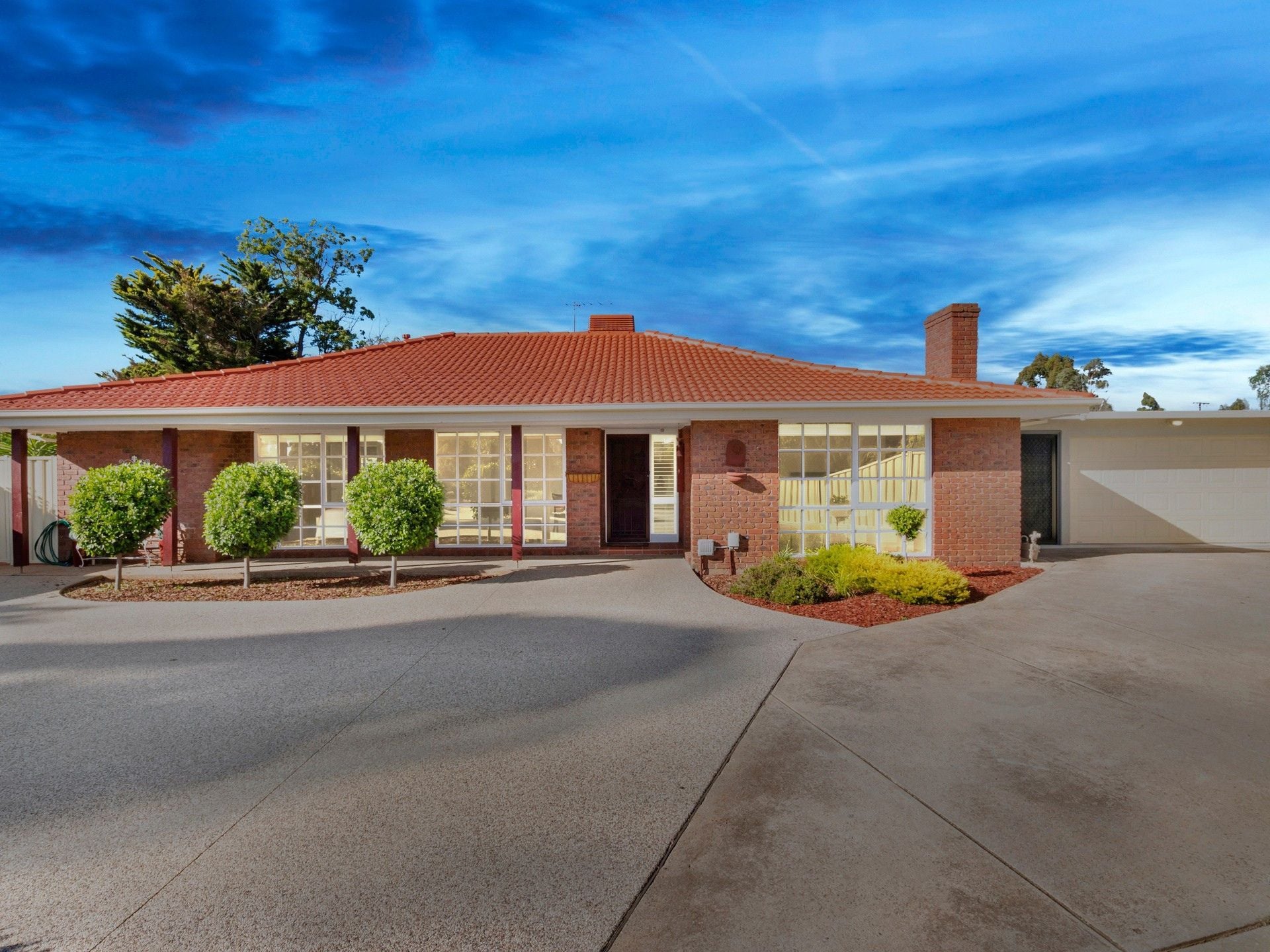 3 Bruthen Court, Brookfield - Thumbnail 2