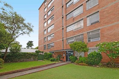 20/10 Barncleuth Square Elizabeth Bay NSW, Elizabeth Bay - Thumbnail 2
