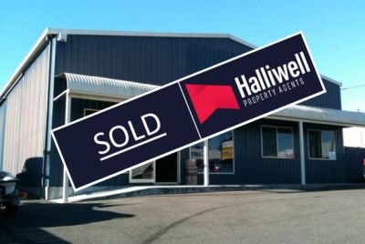 1 Matthews Way, DEVONPORT, Devonport - Thumbnail 2