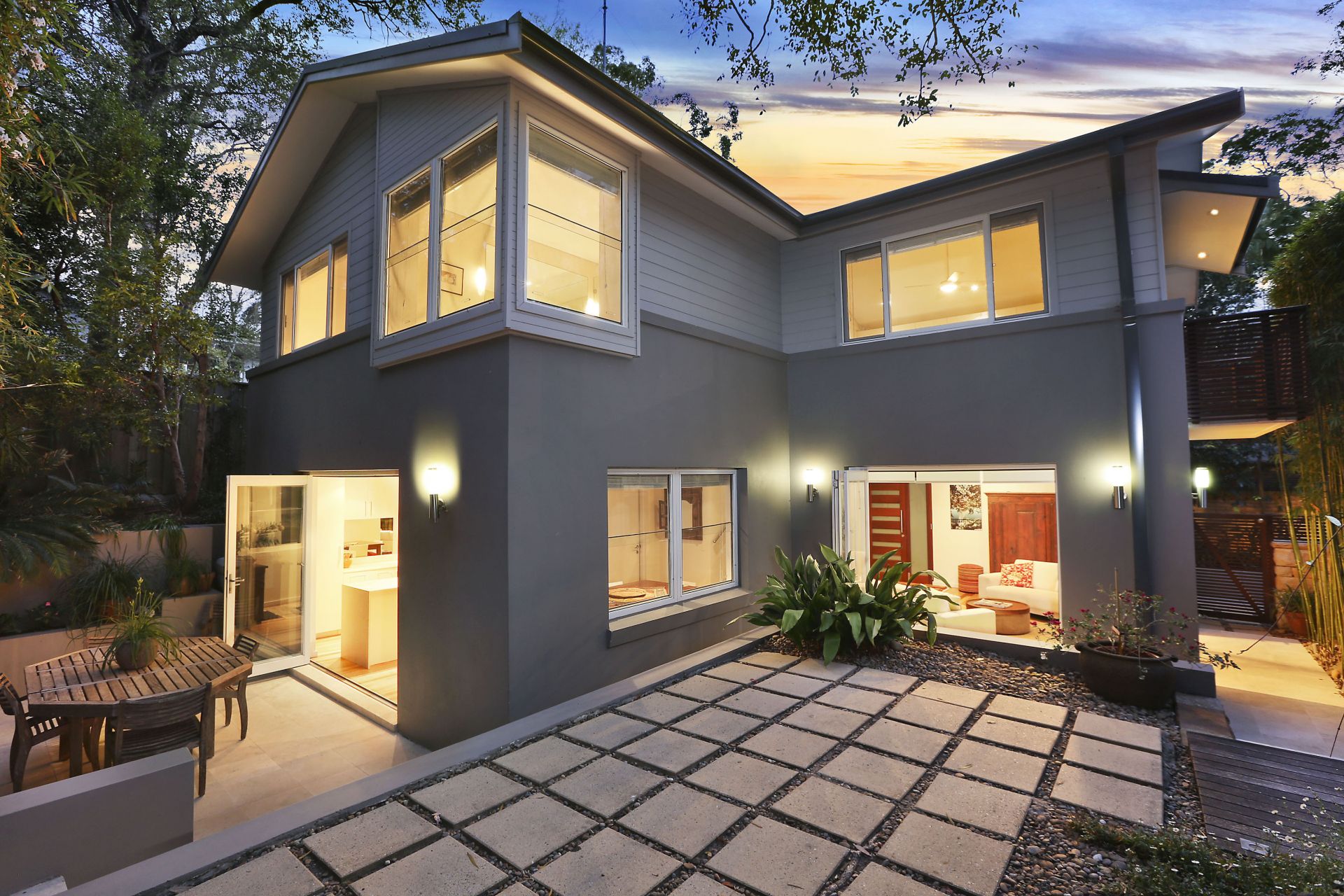 3/91 Avalon Parade, Avalon Beach Shores Real Estate to our place Modern, boutique