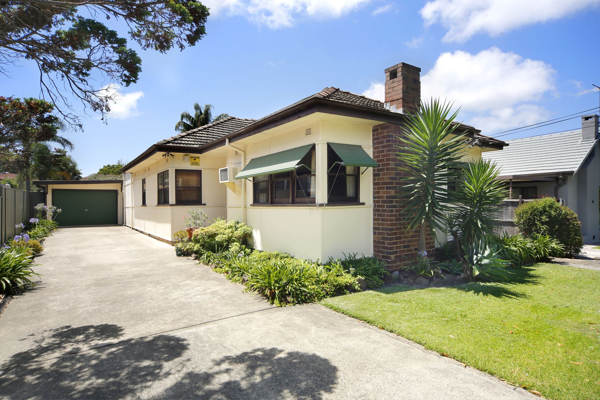 12 Carramar Crescent, Miranda, Miranda - Thumbnail 2