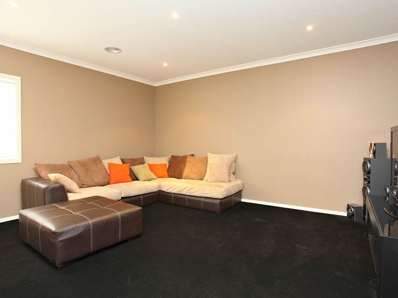 24 Salina Walk, Caroline Springs - Thumbnail 4