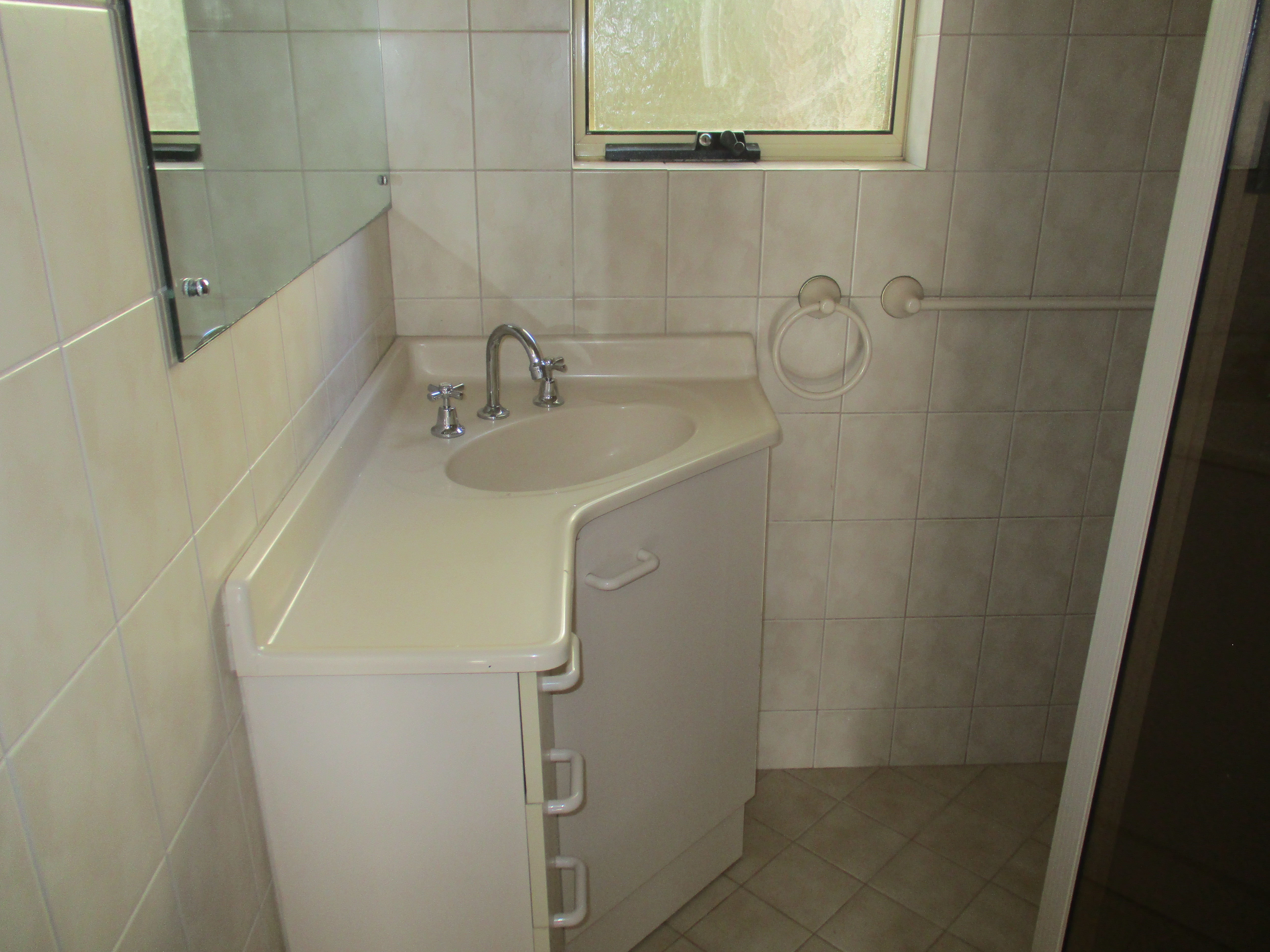 4 Kathleen Street  Dover Gardens 5048