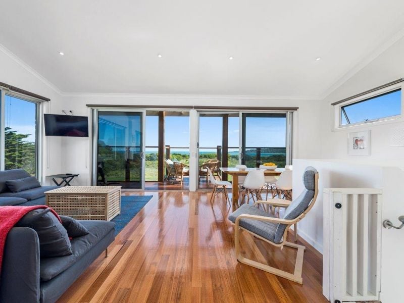 8D Gambier Street, Apollo Bay - Thumbnail 4