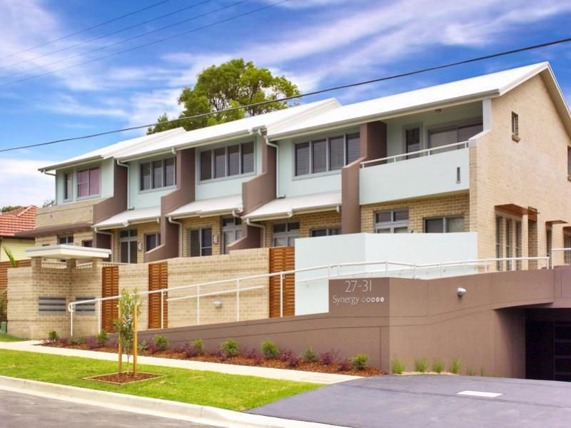 27-31 Miranda Road