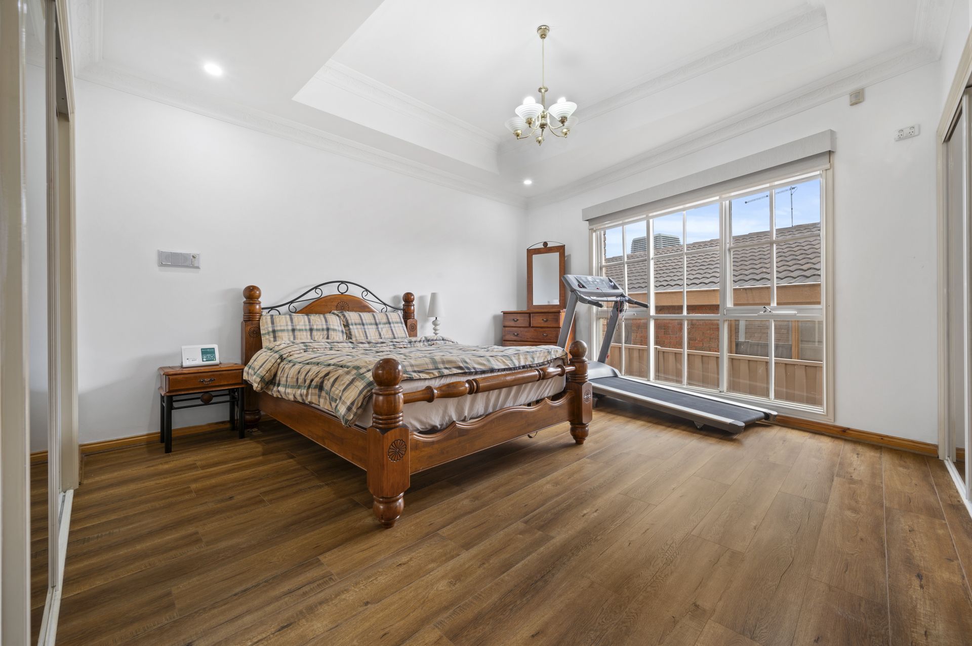 IMPRESSIVE FAMILY HOME - PRIME LOCATION