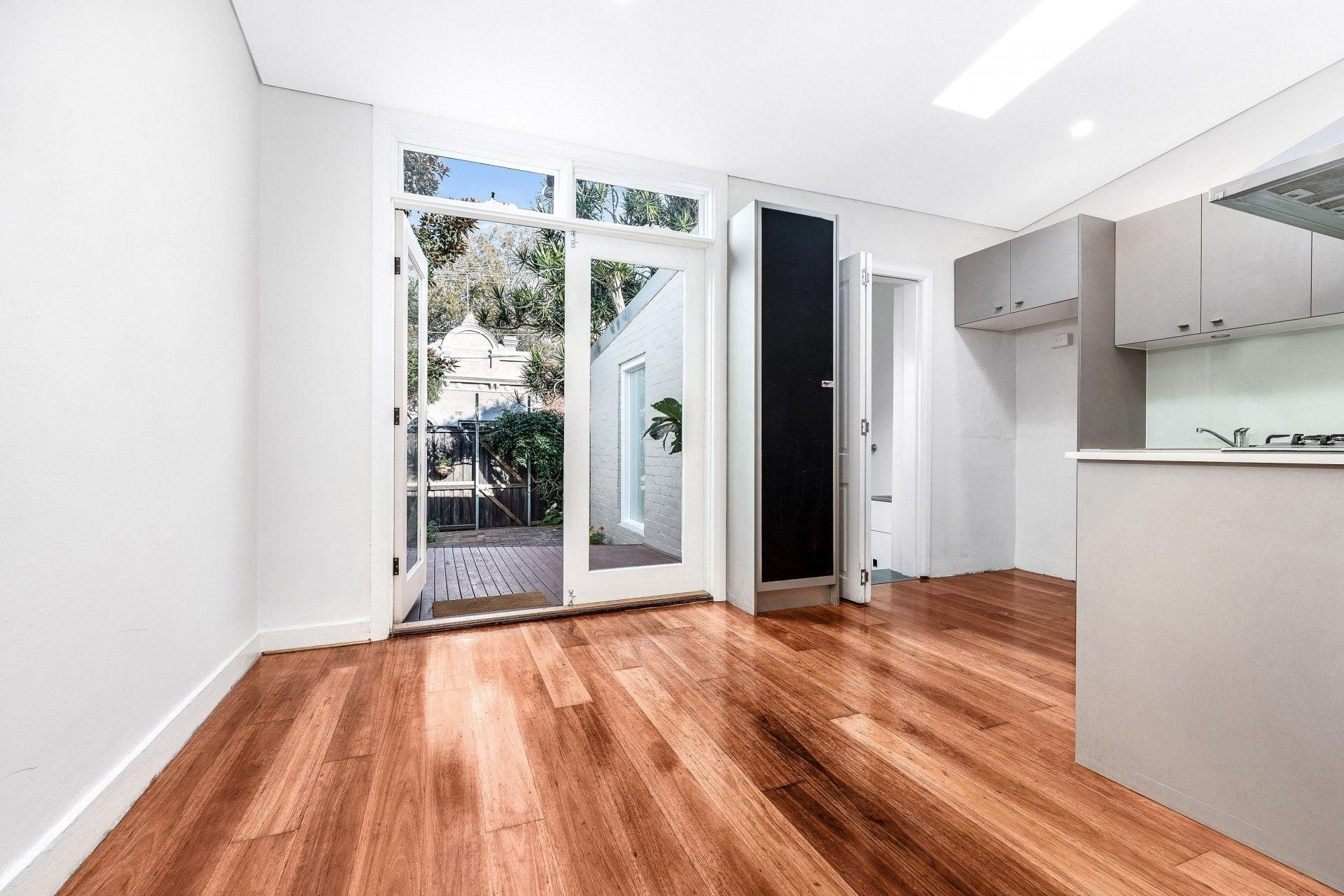 22 Fulham Street, Newtown, Newtown - Thumbnail 6