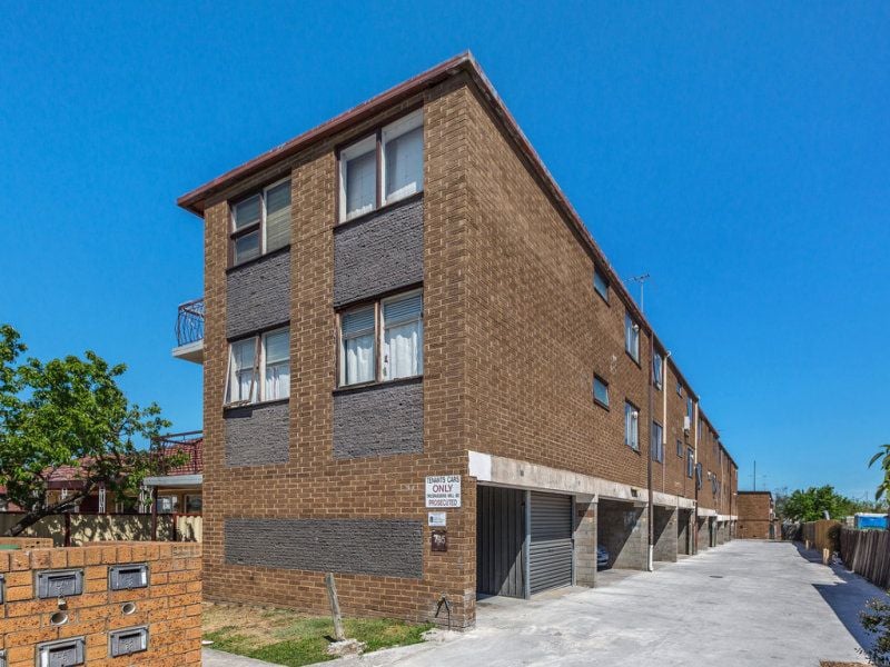 15/745 Barkly Street, West Footscray - Thumbnail 2