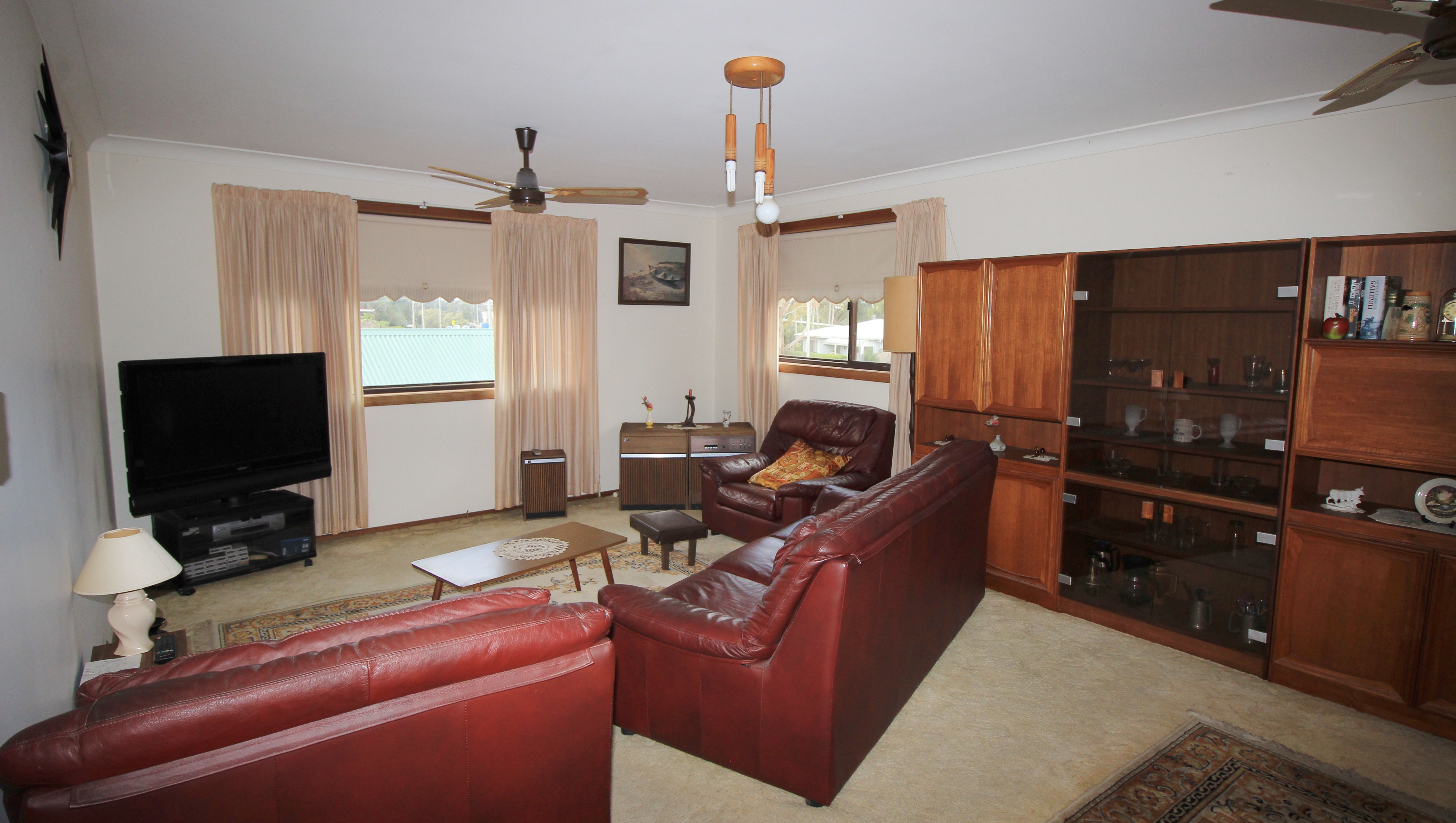 483 Ocean Drive, LAURIETON NSW 2443