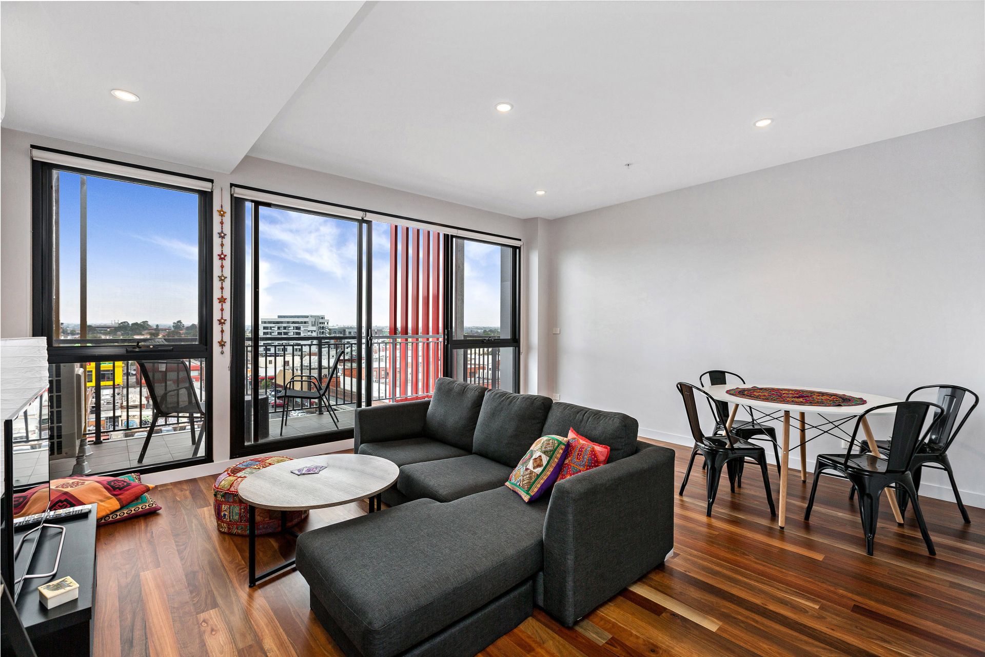725/18 Albert Street, Footscray - Thumbnail 2