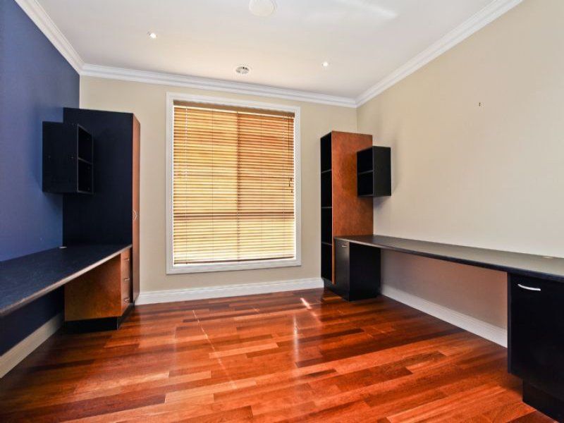 2 Nullarbor Place, Caroline Springs - Thumbnail 7