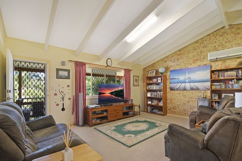 6 Gregory Court Nambour QLD, Nambour - Thumbnail 2