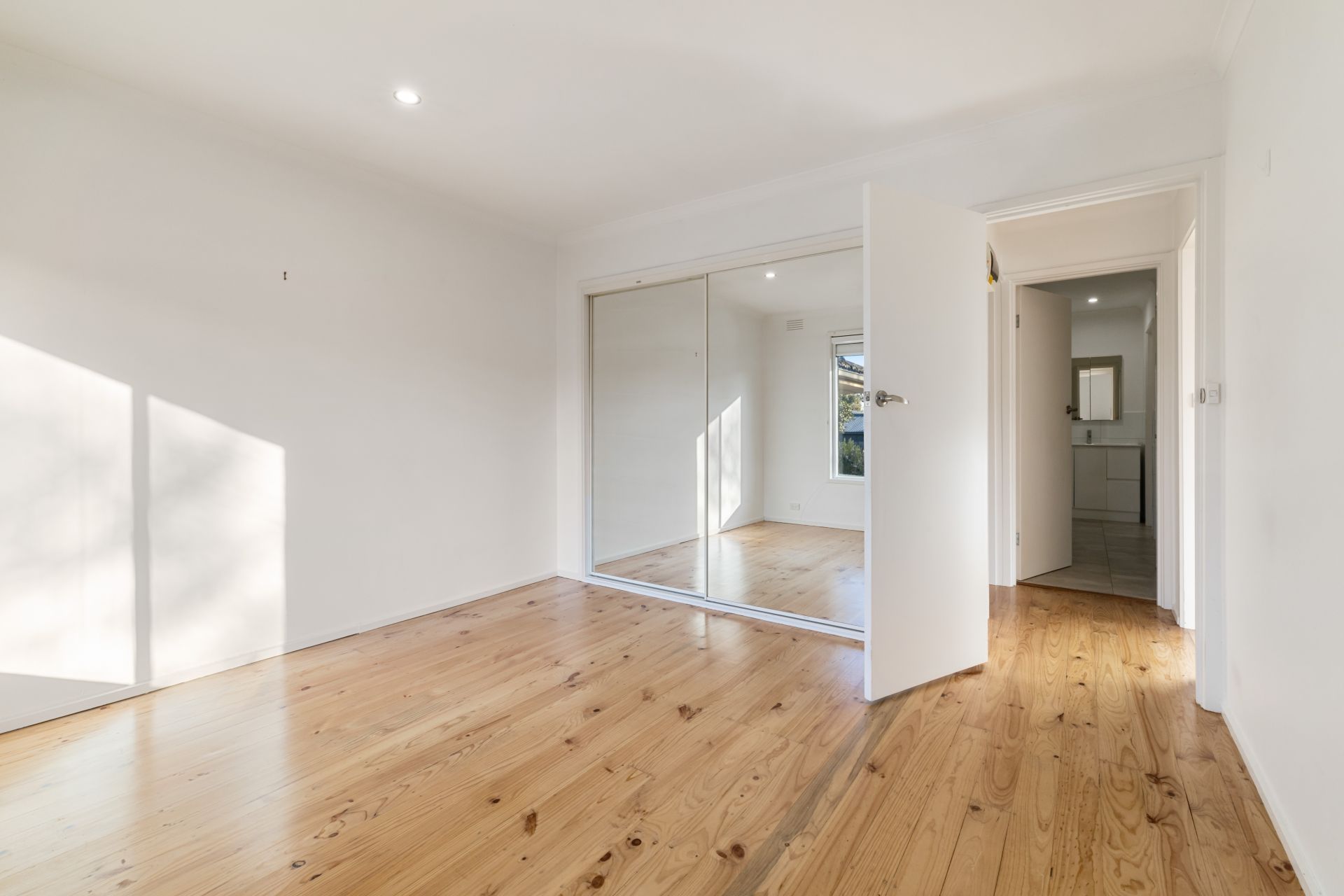 Stylish Unit in Ideal Locale
