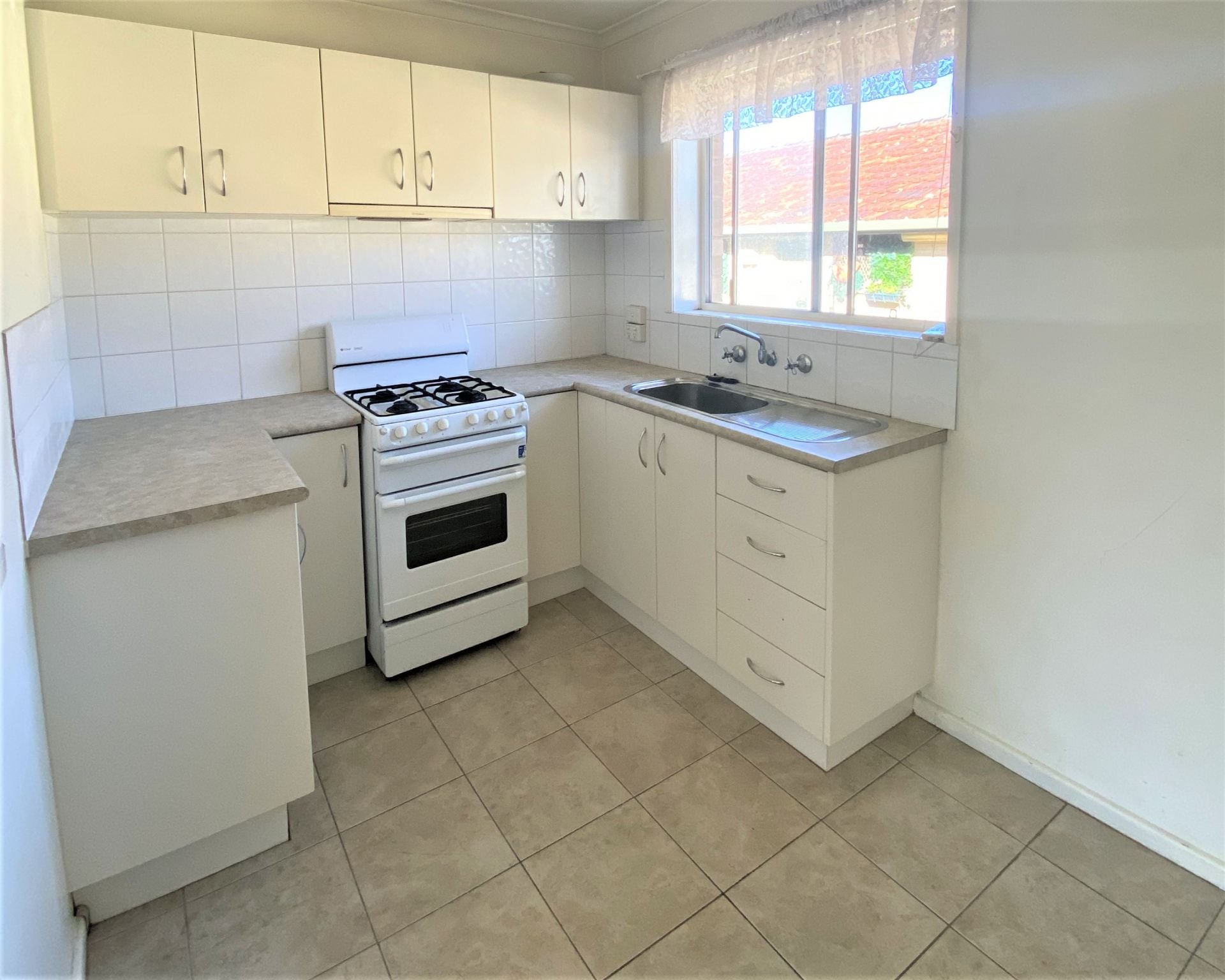 Great location, great price!