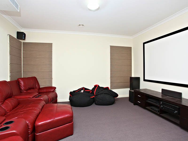 43 Double Bay Drive, Taylors Hill - Thumbnail 5