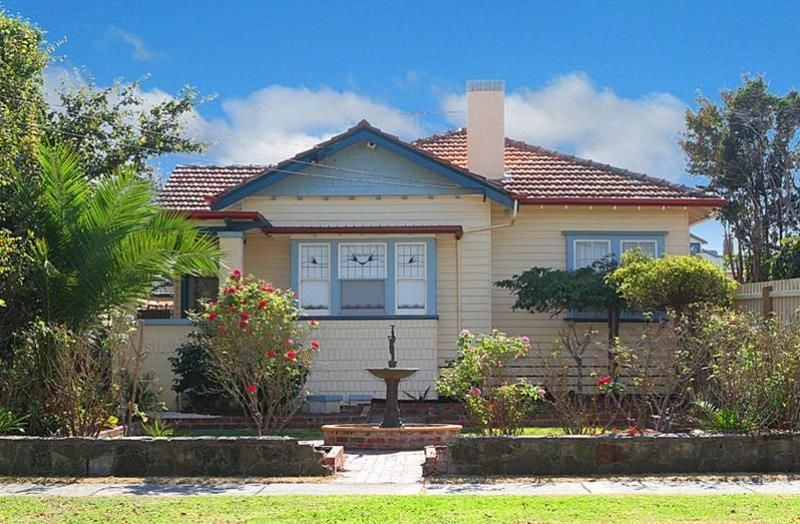 24 Mason Street, Reservoir