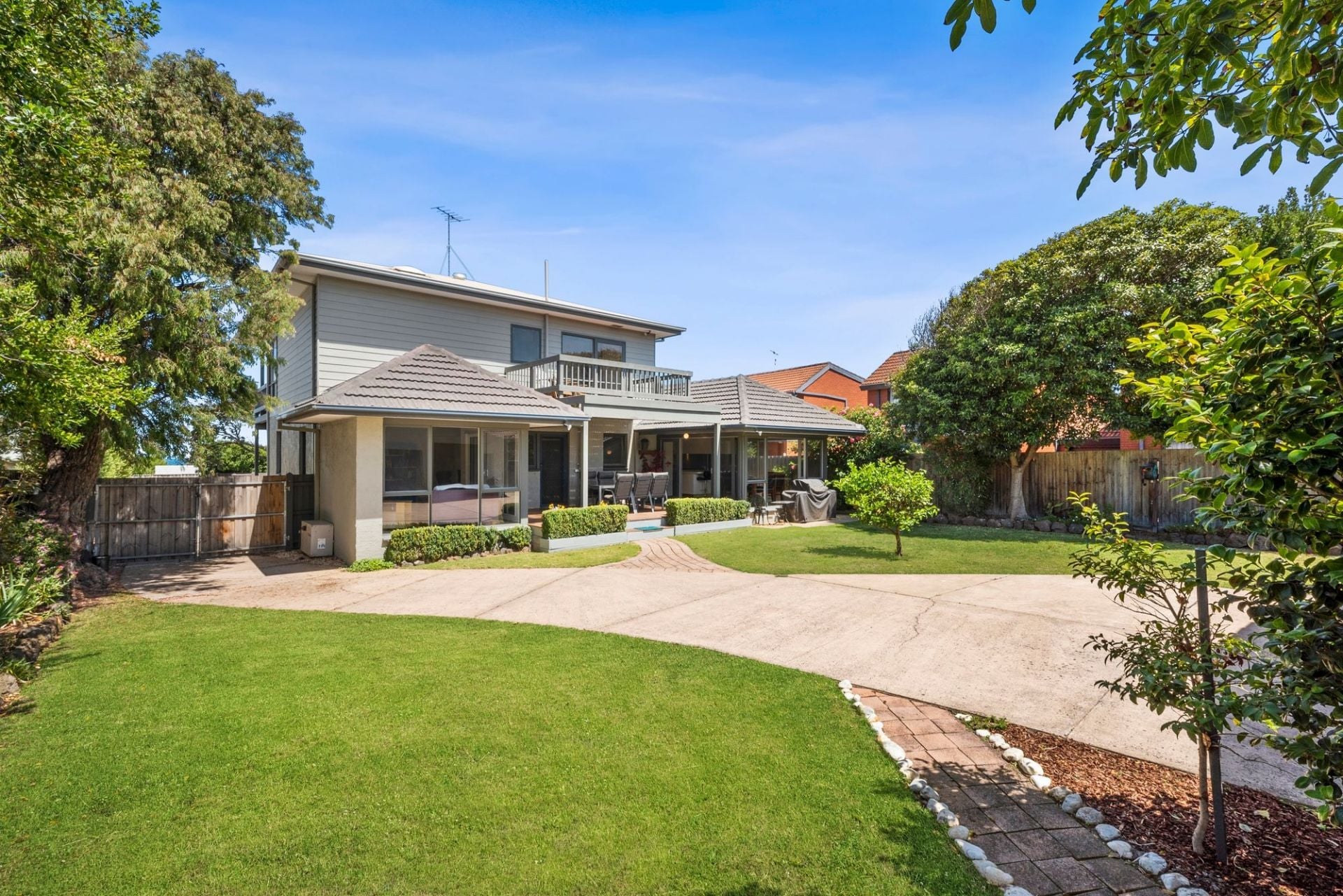 113 The Terrace Ocean Grove Victoria, Ocean Grove - Thumbnail 2