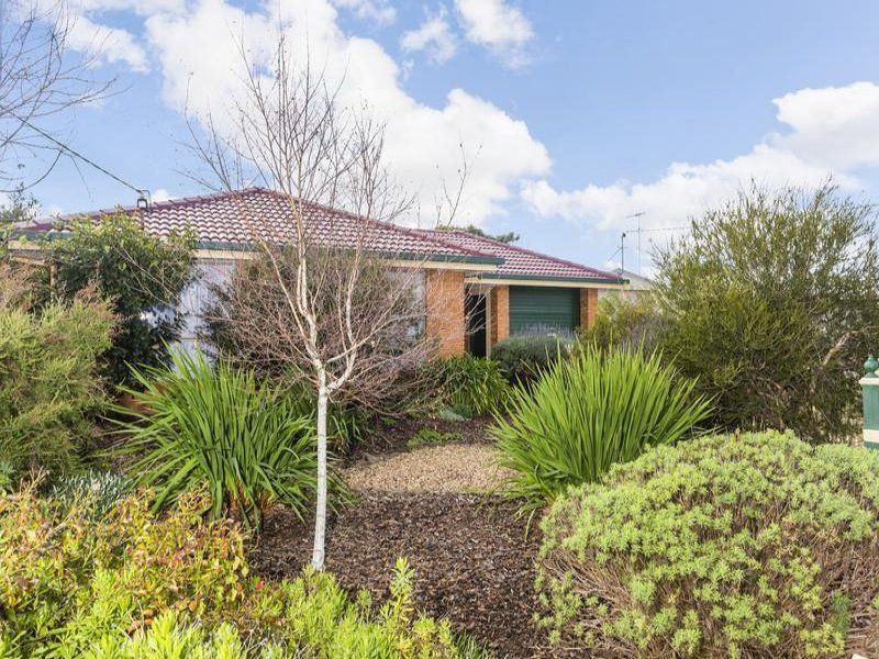 5 Devon Court OCEAN GROVE VIC, Ocean Grove - Thumbnail 4