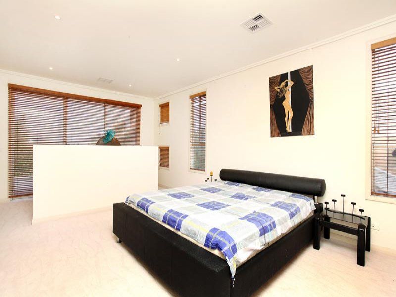 10 Taylors Hill Boulevard, Taylors Hill - Thumbnail 8