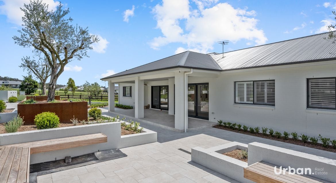Tahmoor 2 Sanctuary Drive