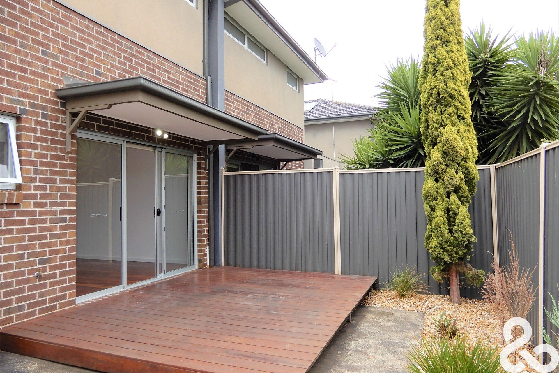 Two Bedroom Central Townhouse!
