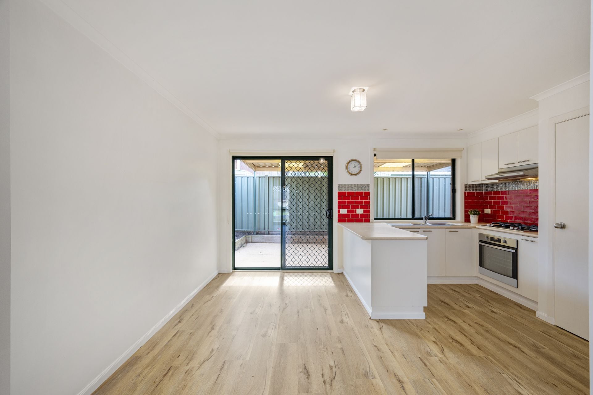 MODERN COMFORT IN A PRIME LOCATION