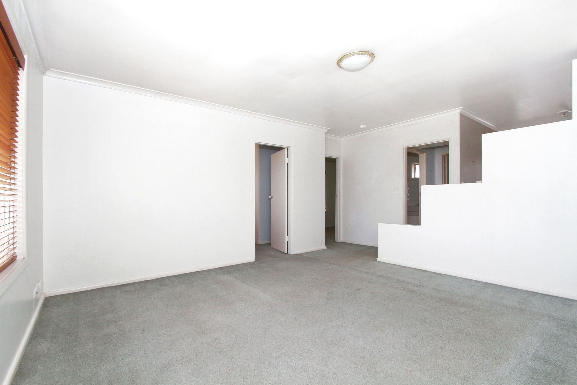 Neat and Tidy 2 Bedroom Apartment!