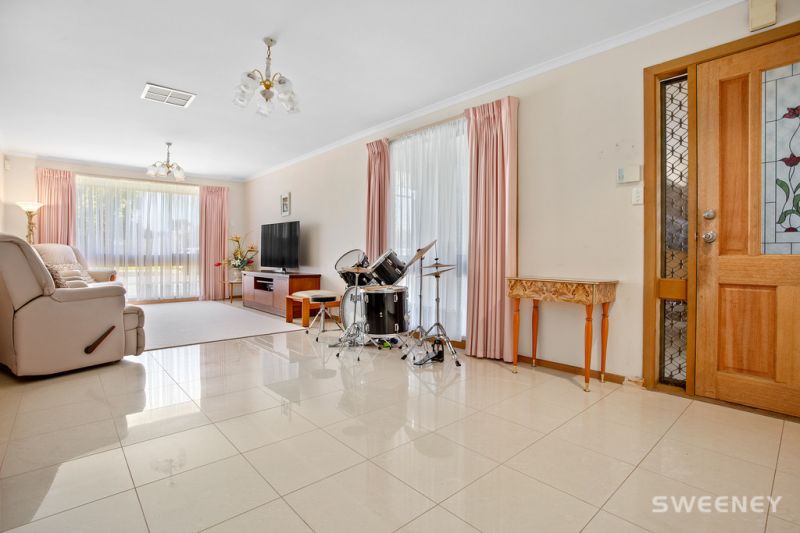 26 Hoddle Way, Altona Meadows - Thumbnail 7