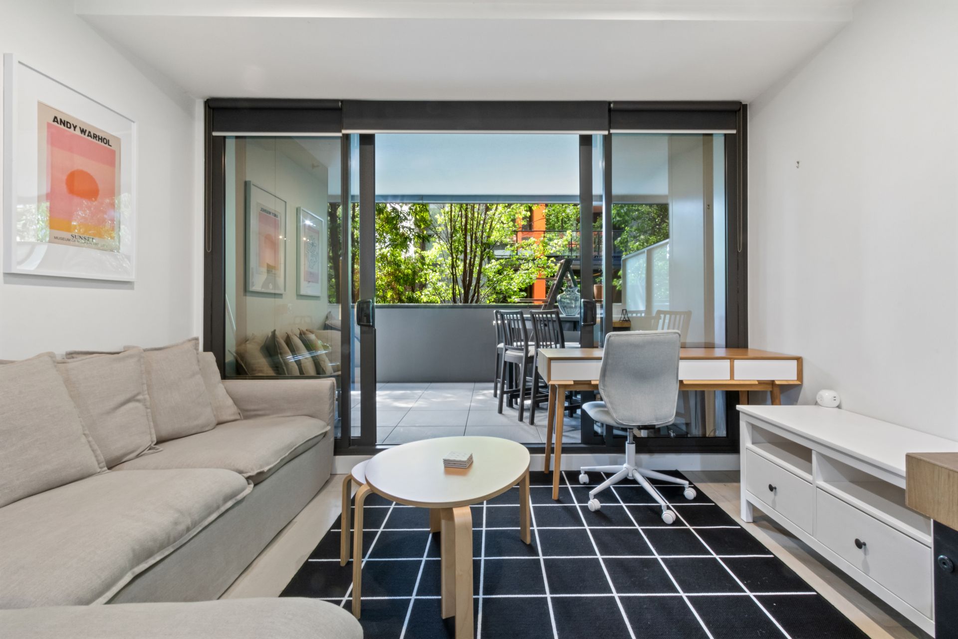 Ideal Apartment - Fully Furnished
