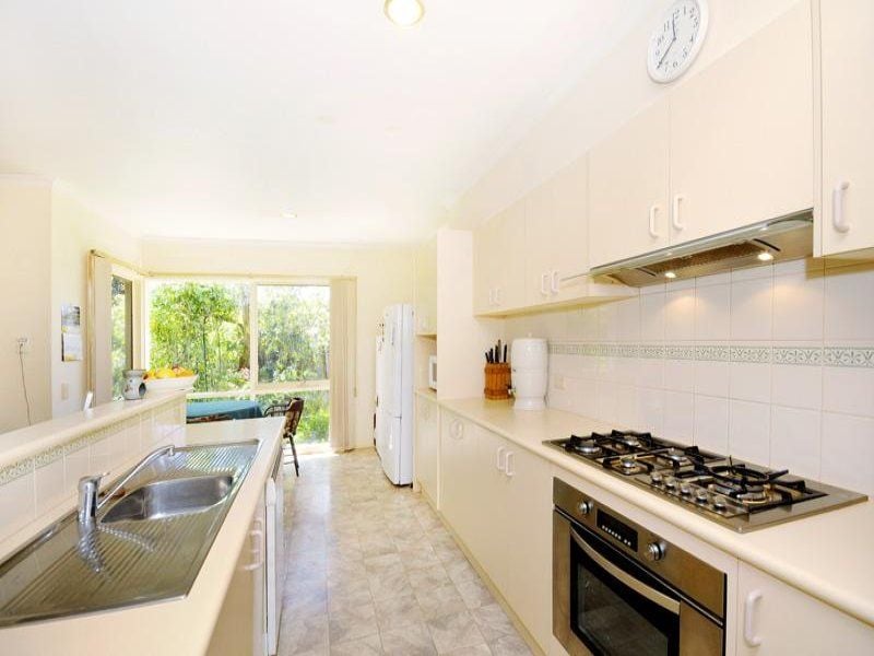 16 Hopgood Place BARWON HEADS VIC, Barwon Heads - Thumbnail 6