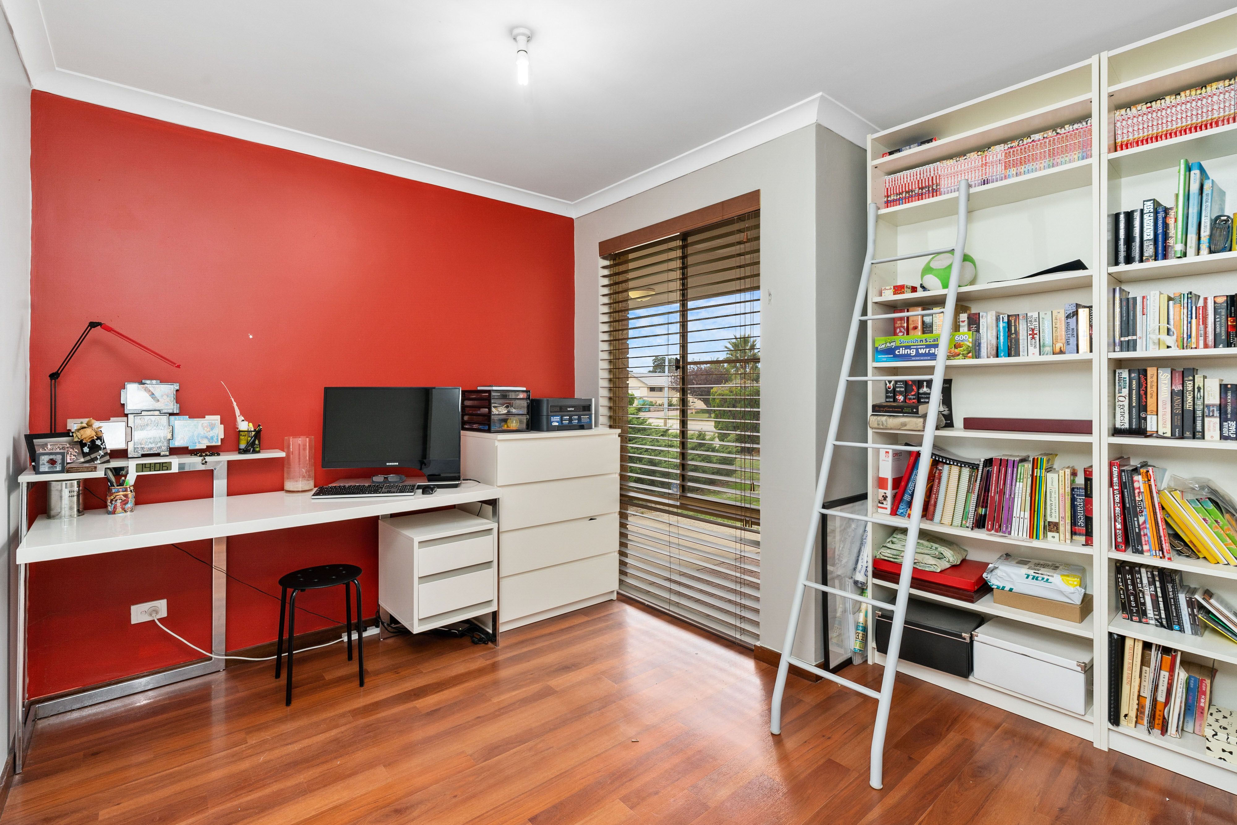 Real Estate For Sale 9 Brunswick Road Thornlie , WA