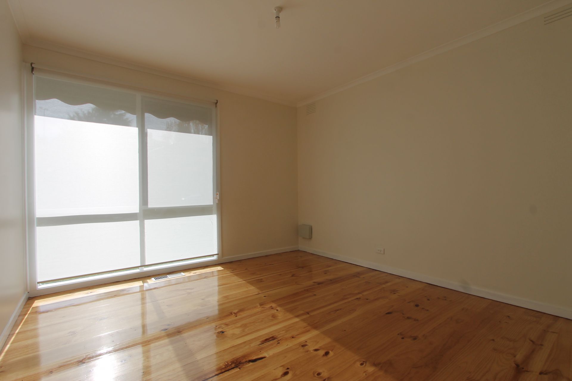 RENOVATED FAMILY HOME IN THE PERFECT LOCATION!!!