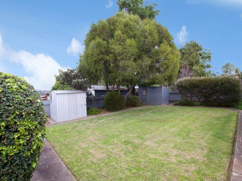 21 Robert Arnold Avenue Valley View 5093