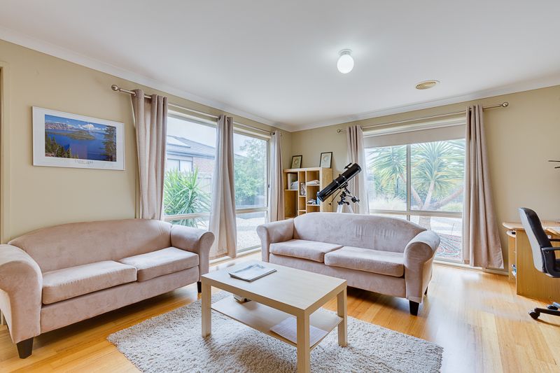 8 Simmons Drive, Bacchus Marsh - Thumbnail 5