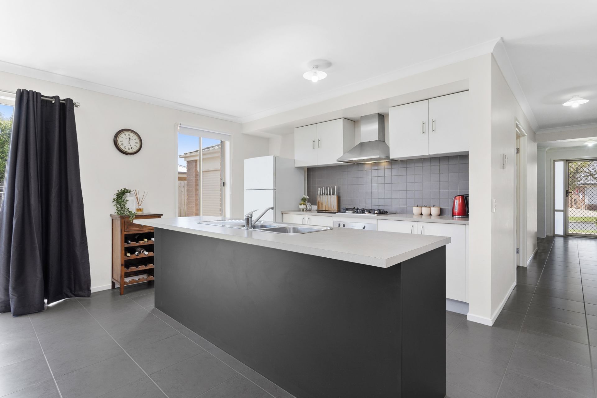 Real Estate For Sale 25 Yeoman Crescent Leopold , VIC