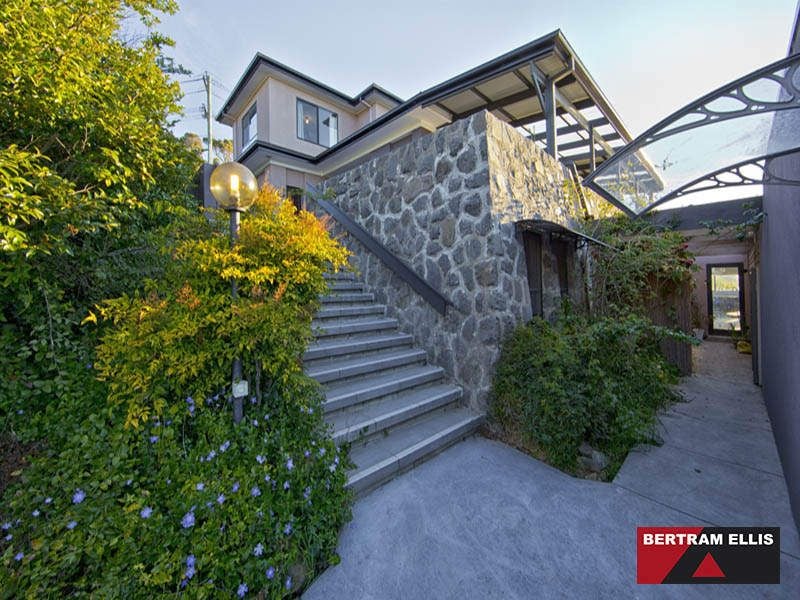 41 Pelham Close, Chapman - Thumbnail 2