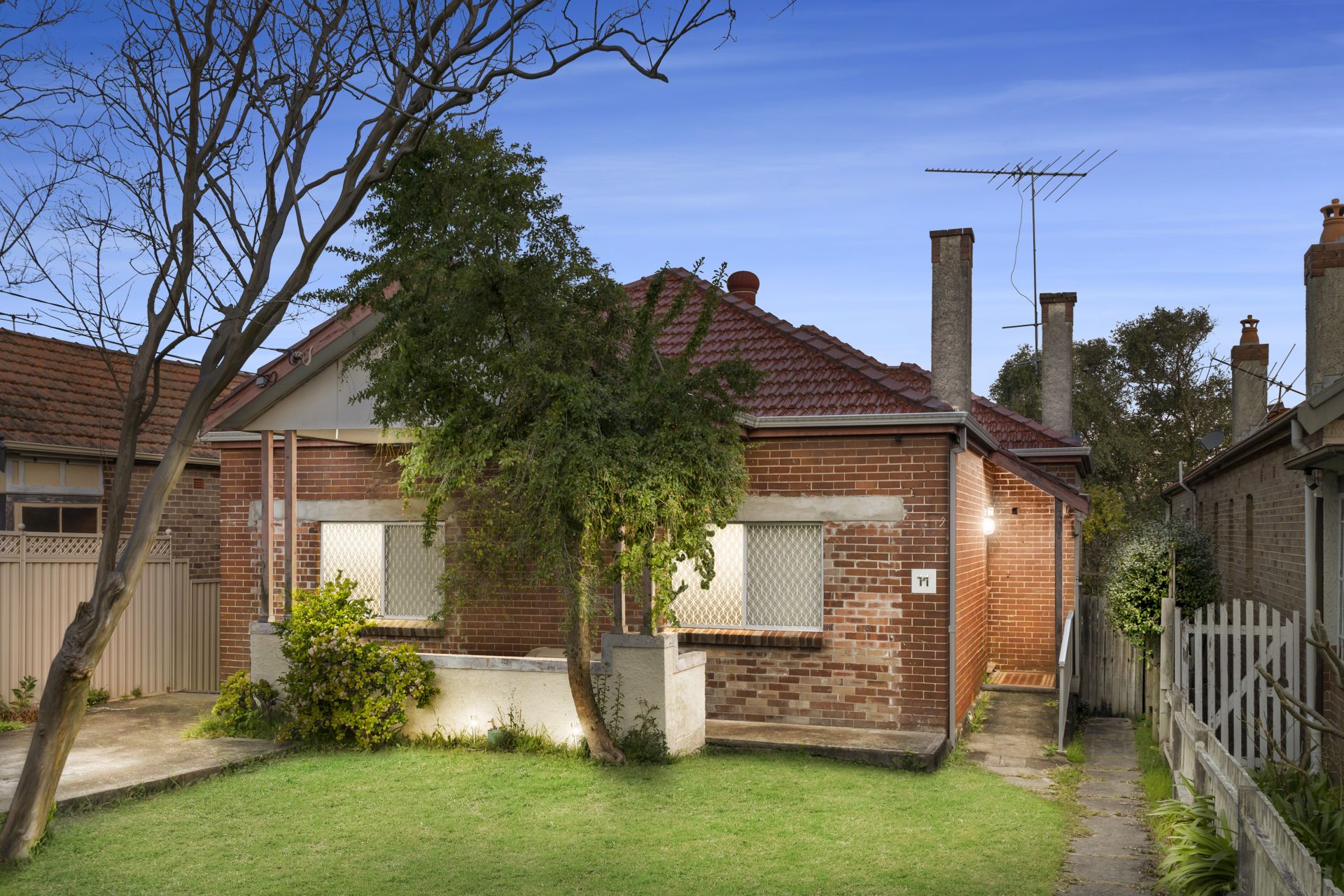 Real Estate For Sale 11 Caledonian Street Bexley , NSW