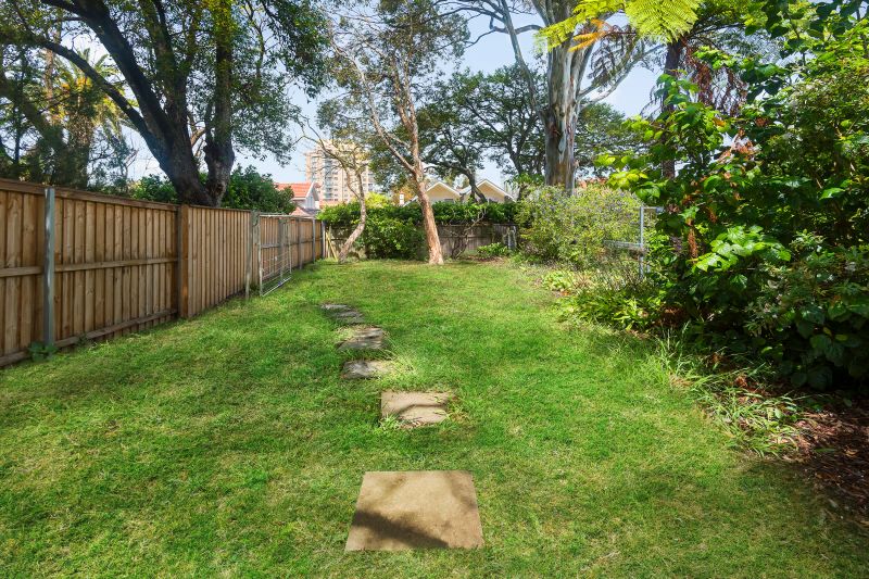Real Estate For Sale 35 Montague Road Cremorne , NSW