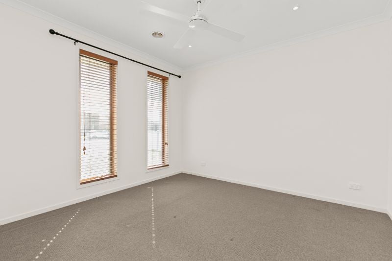 104 Mernda Village Drive, Mernda