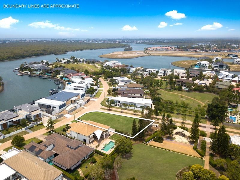2101 The Circle, Sanctuary Cove - Thumbnail 5